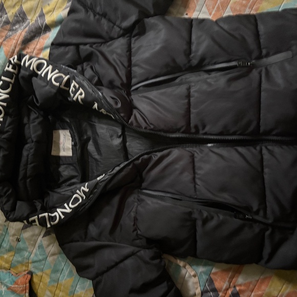 MONCLEAR JACKET - Picture 5 of 7